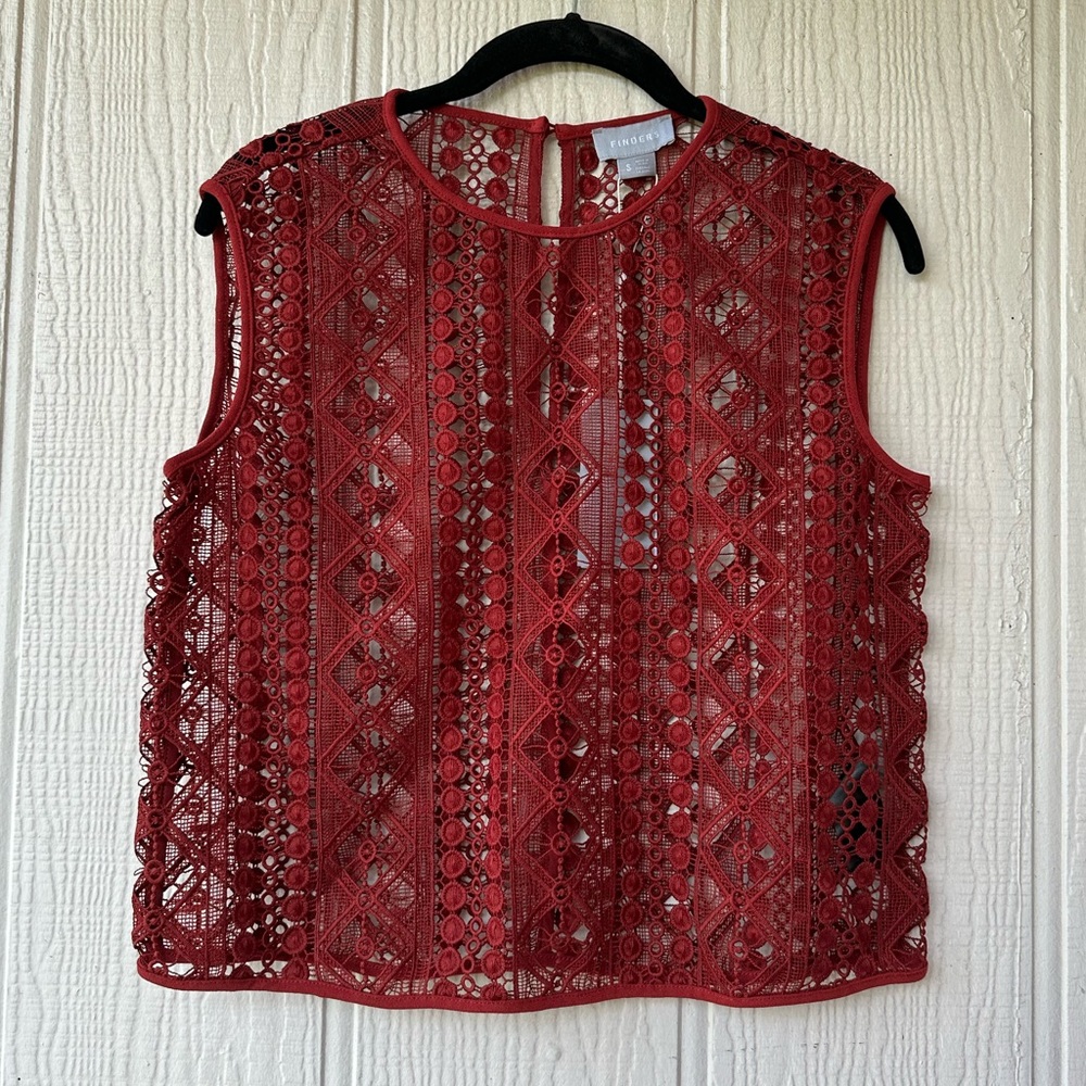 Finders Keepers Bosnia Shell Top